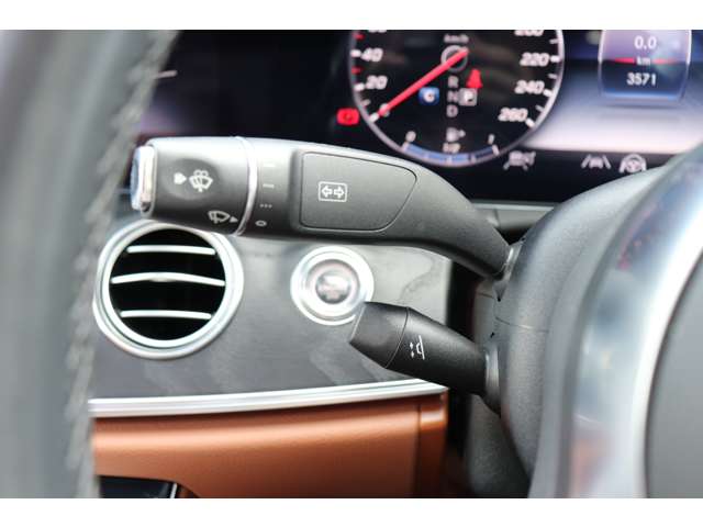 メルセデスベンツ Ｅクラス Ｅ２００ アバンギャルド （ＢＳＧ搭載モデル） ＡＭＧライン R2年 (甲信越・北陸) 99