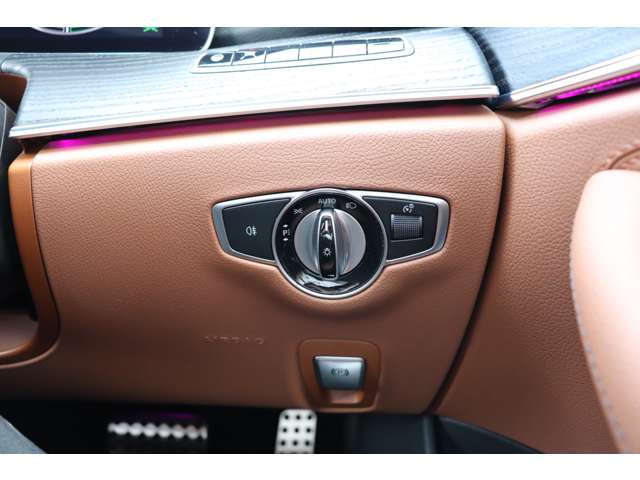 メルセデスベンツ Ｅクラス Ｅ２００ アバンギャルド （ＢＳＧ搭載モデル） ＡＭＧライン R2年 (甲信越・北陸) 99