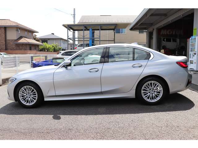ＢＭＷ ３シリーズ ３１８Ｉ ４０ＴＨ アニバーサリー エディション R4年 (甲信越・北陸) 99