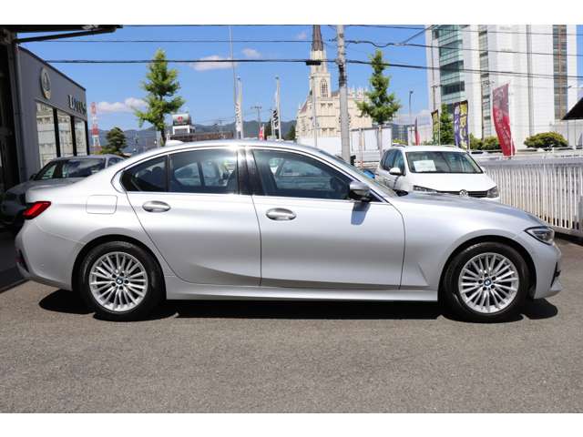 ＢＭＷ ３シリーズ ３１８Ｉ ４０ＴＨ アニバーサリー エディション R4年 (甲信越・北陸) 99