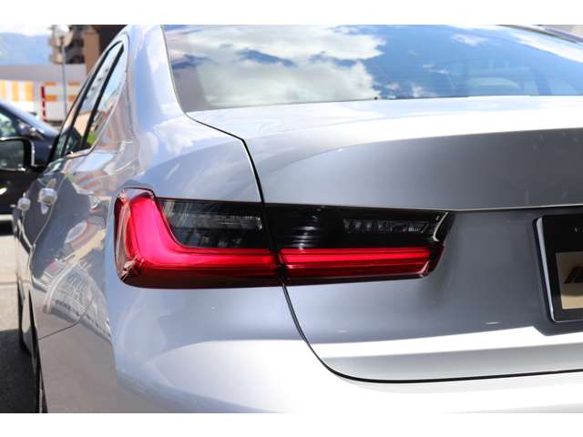 ＢＭＷ ３シリーズ ３１８Ｉ ４０ＴＨ アニバーサリー エディション R4年 (甲信越・北陸) 99