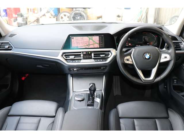 ＢＭＷ ３シリーズ ３１８Ｉ ４０ＴＨ アニバーサリー エディション R4年 (甲信越・北陸) 99