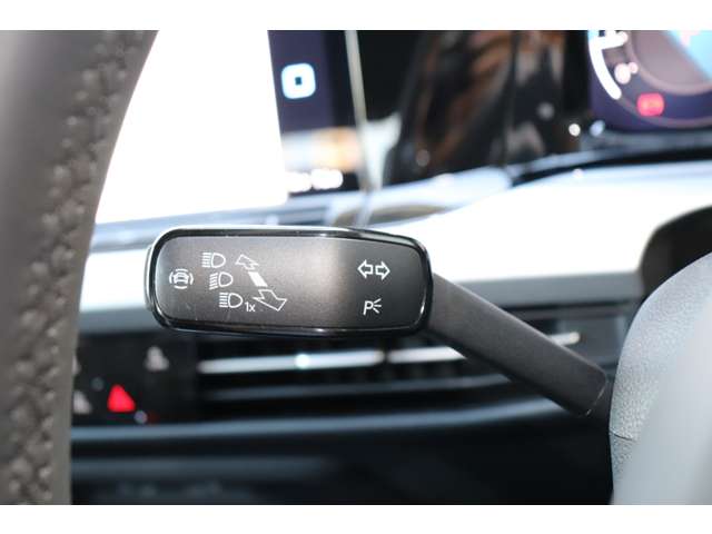 フォルクスワーゲン ゴルフ ｅＴＳＩ　アクティブ　プラチナム　エディション R5年 (甲信越・北陸) 99