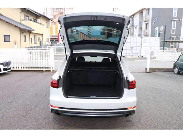 アウディ Ａ４　アバント ２．０ ＴＦＳＩ クワトロ スポーツ Ｓラインパッケージ ４ＷＤ H30年 (甲信越・北陸) 99