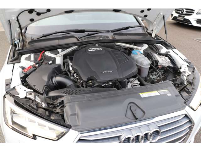 アウディ Ａ４　アバント ２．０ ＴＦＳＩ クワトロ スポーツ Ｓラインパッケージ ４ＷＤ H30年 (甲信越・北陸) 99