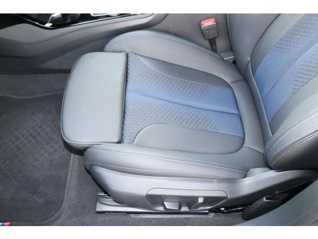 ＢＭＷ １シリーズ １１８Ｄ Ｍスポーツ ディーゼルターボ R4年 (甲信越・北陸) 99