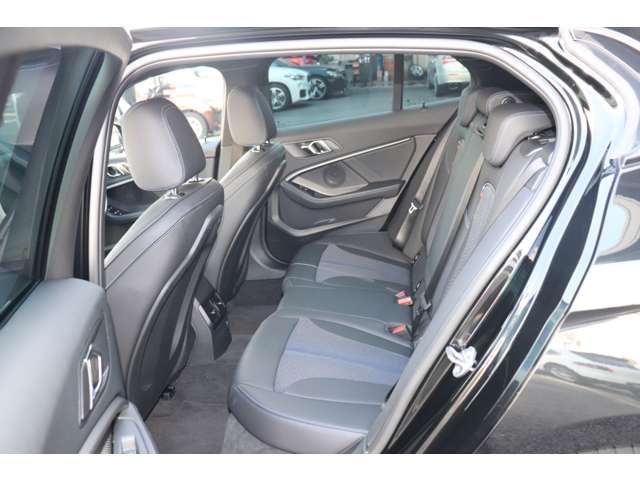 ＢＭＷ １シリーズ １１８Ｄ Ｍスポーツ ディーゼルターボ R4年 (甲信越・北陸) 99