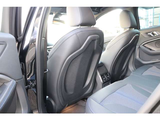 ＢＭＷ １シリーズ １１８Ｄ Ｍスポーツ ディーゼルターボ R4年 (甲信越・北陸) 99