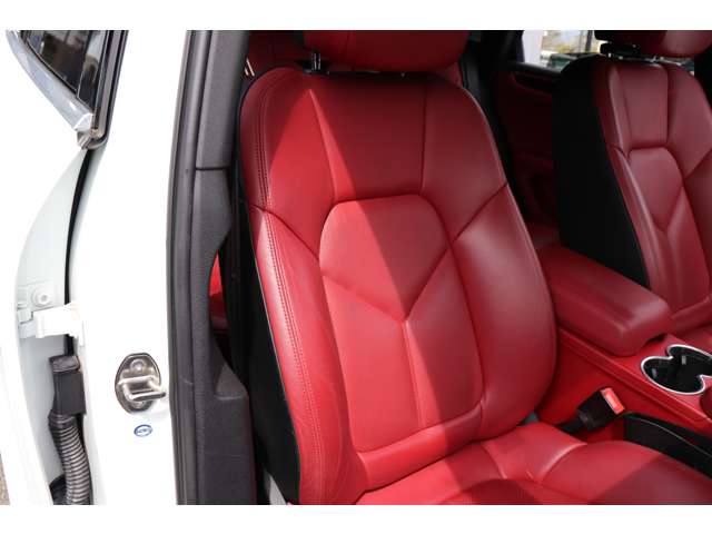 ポルシェ マカン Ｓ ＰＤＫ ４ＷＤ H27年 (甲信越・北陸) 99