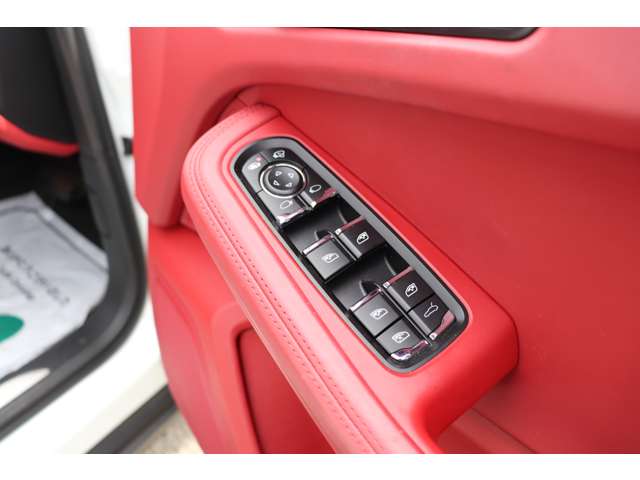ポルシェ マカン Ｓ ＰＤＫ ４ＷＤ H27年 (甲信越・北陸) 99