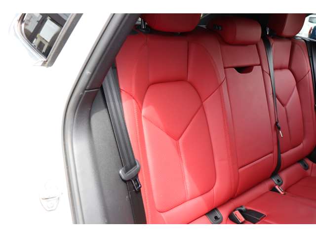 ポルシェ マカン Ｓ ＰＤＫ ４ＷＤ H27年 (甲信越・北陸) 99