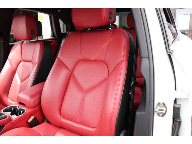 ポルシェ マカン Ｓ ＰＤＫ ４ＷＤ H27年 (甲信越・北陸) 99
