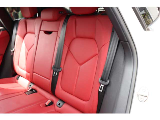 ポルシェ マカン Ｓ ＰＤＫ ４ＷＤ H27年 (甲信越・北陸) 99