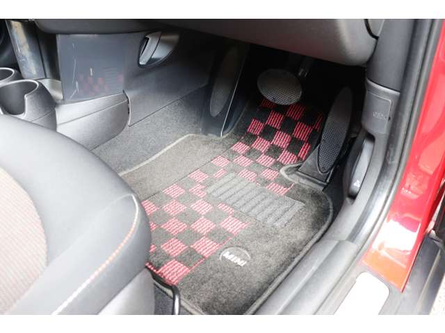 ミニ ミニ クーパー ５ドア ＤＣＴ R1年 (甲信越・北陸) 99