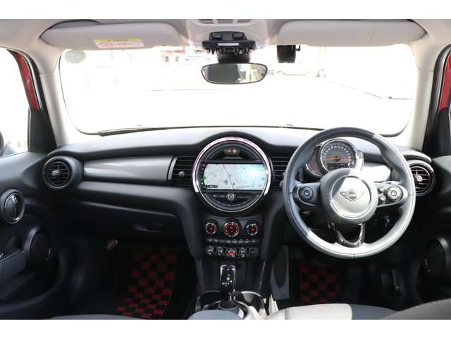 ミニ ミニ クーパー ５ドア ＤＣＴ R1年 (甲信越・北陸) 99