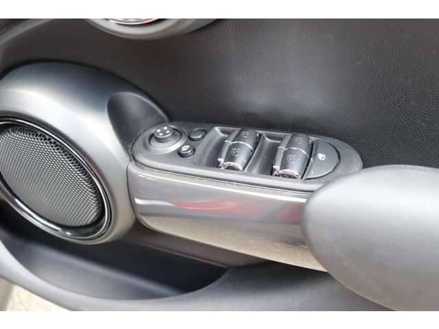 ミニ ミニ クーパー ５ドア ＤＣＴ R1年 (甲信越・北陸) 99