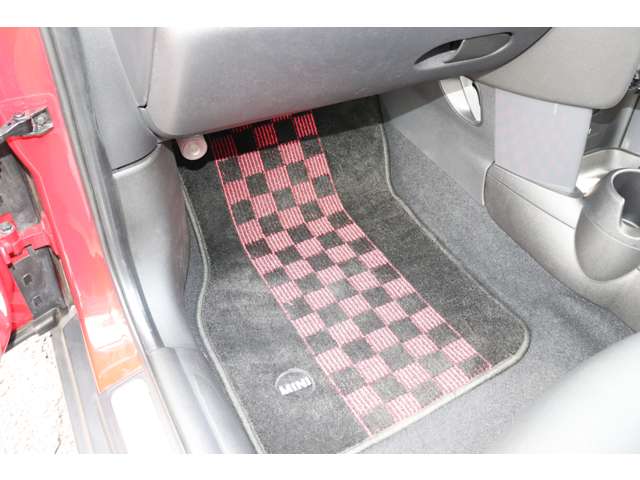 ミニ ミニ クーパー ５ドア ＤＣＴ R1年 (甲信越・北陸) 99