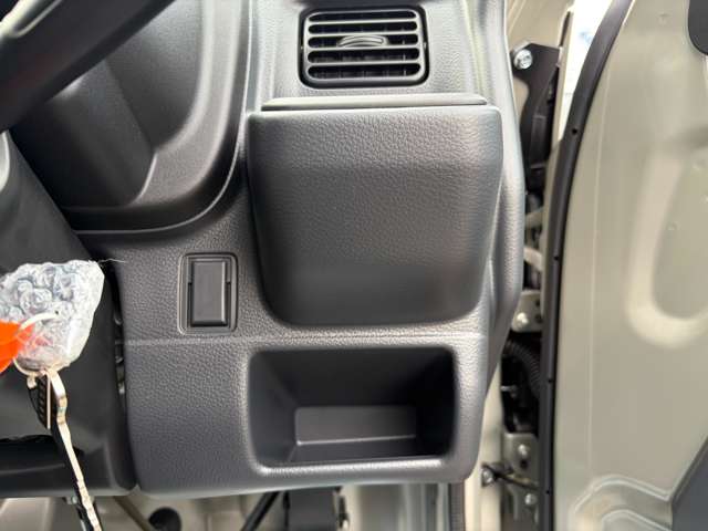 日産 クリッパートラック ６６０ ＤＸ R8年 () 99