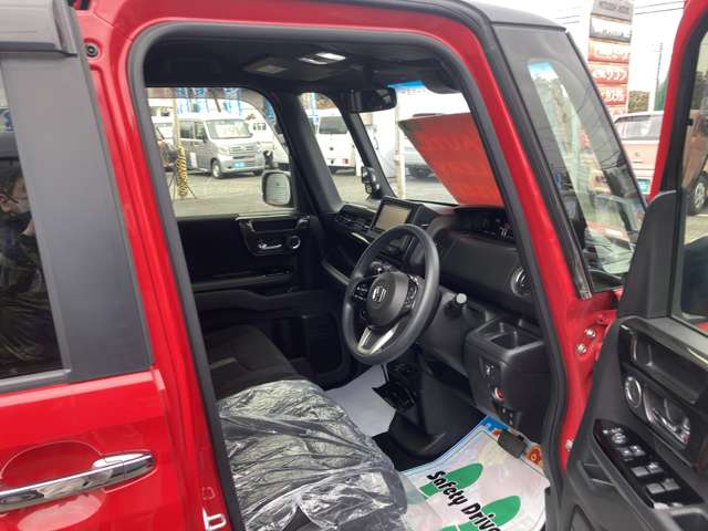 ホンダ Ｎ　ＢＯＸ カスタム ６６０ Ｇ Ｌ ホンダセンシング R2年 () 99