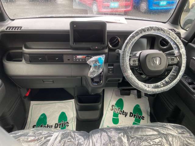 ホンダ Ｎ　ＢＯＸ カスタム ６６０ R6年 () 99