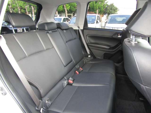 スバル フォレスター ２．０ＸＴ アイサイト ４ＷＤ H25年 (関東) 99