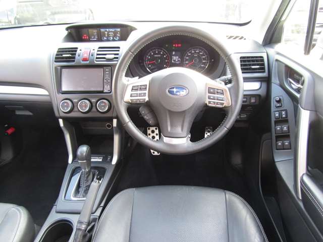 スバル フォレスター ２．０ＸＴ アイサイト ４ＷＤ H25年 (関東) 99