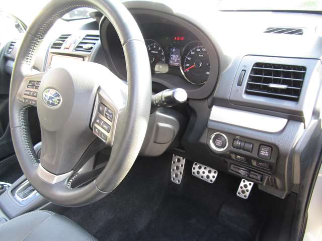 スバル フォレスター ２．０ＸＴ アイサイト ４ＷＤ H25年 (関東) 99