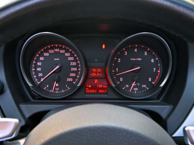 ＢＭＷ Ｚ４ Ｓドライブ ２３Ｉ スタイルエッセンス H22年 (関東) 99