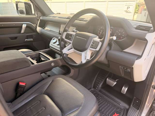 ランドローバー ディフェンダー １１０ Ｓ ２．０Ｌ Ｐ３００ ４ＷＤ R2年 (関東) 99