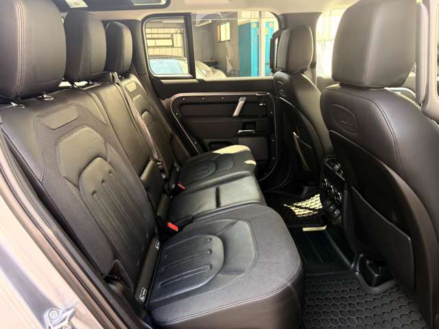 ランドローバー ディフェンダー １１０ Ｓ ２．０Ｌ Ｐ３００ ４ＷＤ R2年 (関東) 99