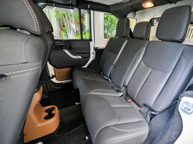 ジープ ラングラー　アンリミテッド アンリミテッド サハラ ４ＷＤ H28年 (関東) 99
