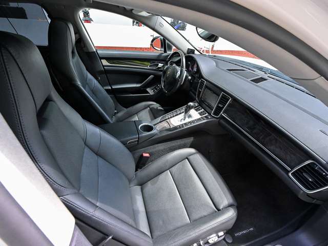ポルシェ パナメーラ ４Ｓ ＰＤＫ ４ＷＤ H24年 (関東) 99