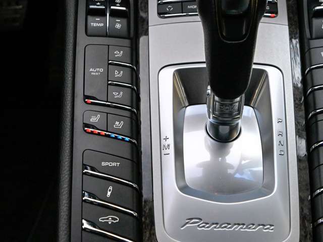 ポルシェ パナメーラ ４Ｓ ＰＤＫ ４ＷＤ H24年 (関東) 99