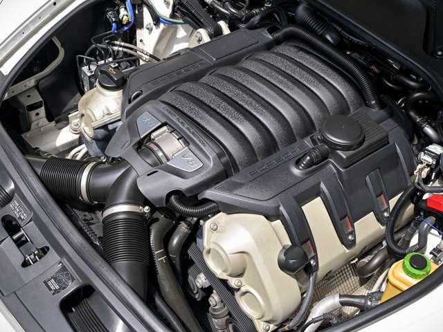 ポルシェ パナメーラ ４Ｓ ＰＤＫ ４ＷＤ H24年 (関東) 99