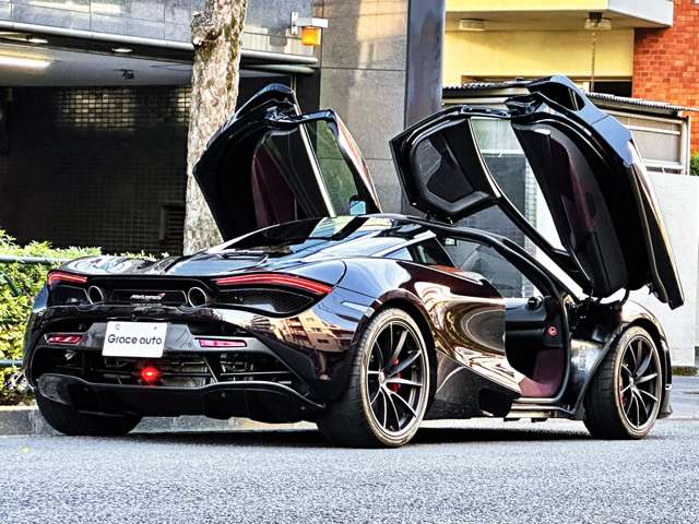 マクラーレン ７２０Ｓ ＬＡＵＮＣＨ ＥＤＩＴＩＯＮ／左Ｈ／外装スペシャルカラ－／ H29年 (関東) 99
