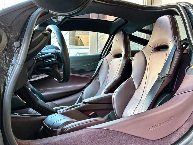 マクラーレン ７２０Ｓ ＬＡＵＮＣＨ ＥＤＩＴＩＯＮ／左Ｈ／外装スペシャルカラ－／ H29年 (関東) 99