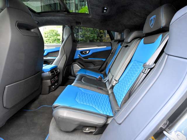 ランボルギーニ ウルス ４．０ ４ＷＤ R2年 (関東) 99
