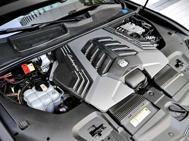 ランボルギーニ ウルス ４．０ ４ＷＤ R2年 (関東) 99