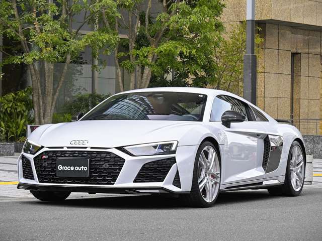 アウディ Ｒ８ Ｖ１０ パフォーマンス ５．２ ＦＳＩ クワトロ ４ＷＤ R2年 (関東) 99