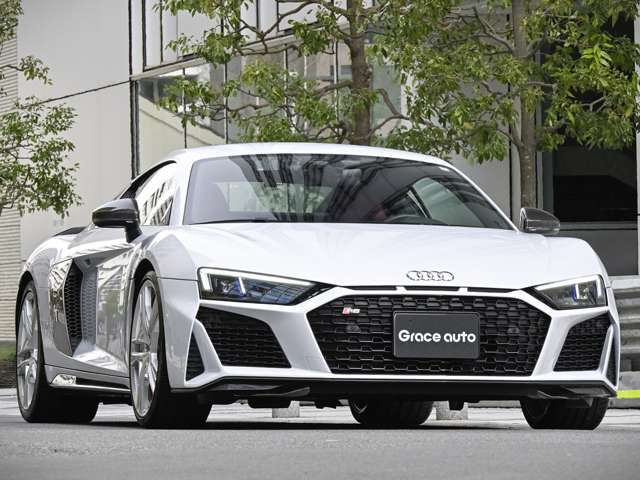 アウディ Ｒ８ Ｖ１０ パフォーマンス ５．２ ＦＳＩ クワトロ ４ＷＤ R2年 (関東) 99