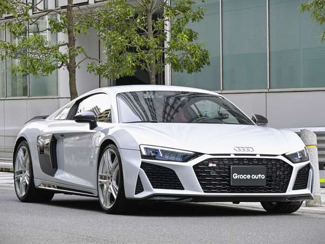 アウディ Ｒ８ Ｖ１０ パフォーマンス ５．２ ＦＳＩ クワトロ ４ＷＤ R2年 (関東) 99