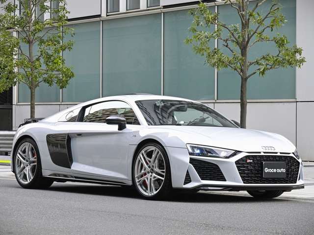 アウディ Ｒ８ Ｖ１０ パフォーマンス ５．２ ＦＳＩ クワトロ ４ＷＤ R2年 (関東) 99