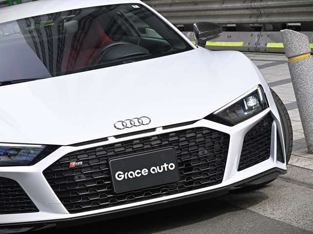 アウディ Ｒ８ Ｖ１０ パフォーマンス ５．２ ＦＳＩ クワトロ ４ＷＤ R2年 (関東) 99
