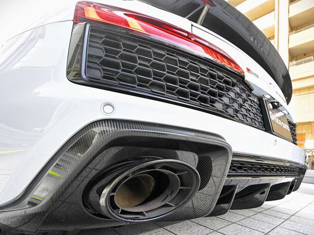 アウディ Ｒ８ Ｖ１０ パフォーマンス ５．２ ＦＳＩ クワトロ ４ＷＤ R2年 (関東) 99
