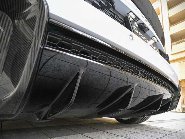 アウディ Ｒ８ Ｖ１０ パフォーマンス ５．２ ＦＳＩ クワトロ ４ＷＤ R2年 (関東) 99