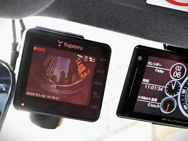 アウディ Ｒ８ Ｖ１０ パフォーマンス ５．２ ＦＳＩ クワトロ ４ＷＤ R2年 (関東) 99