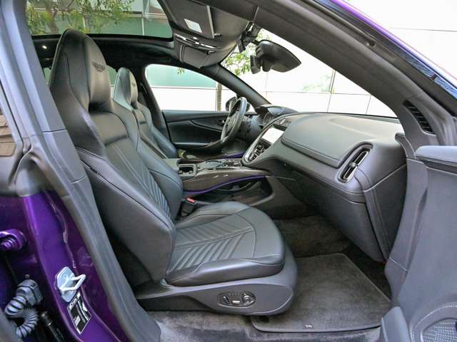 アストンマーティン ＤＢＸ ７０７ ４ＷＤ R6年 (関東) 99