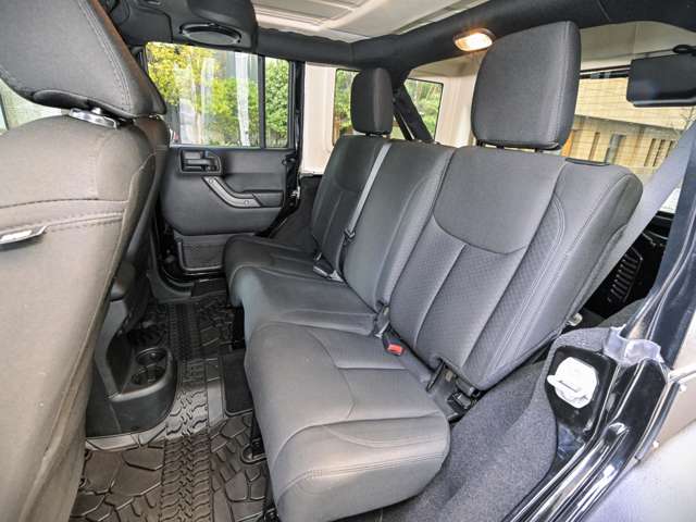 ジープ ラングラー　アンリミテッド アンリミテッド スポーツ ４ＷＤ H28年 (関東) 99