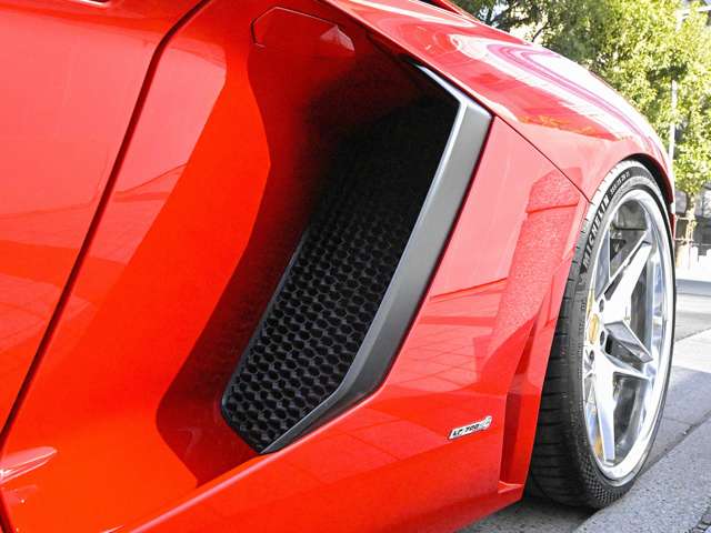 ランボルギーニ アヴェンタドール ＬＰ７００－４ ４ＷＤ H26年 (関東) 99