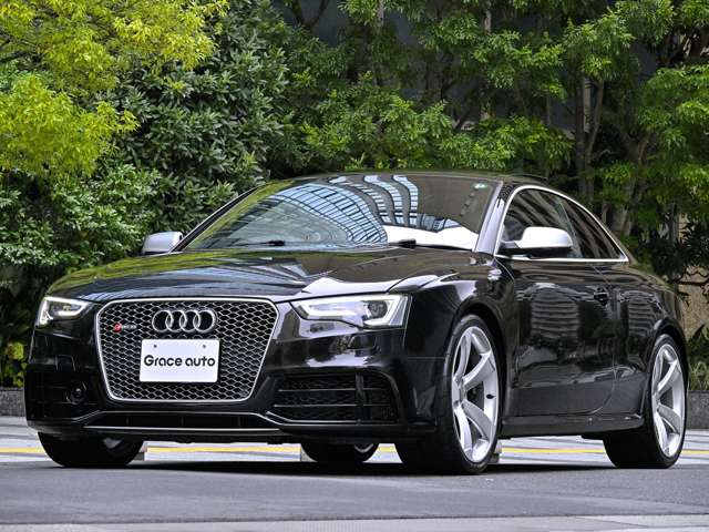 アウディ ＲＳ５ ４．２ ４ＷＤ H25年 (関東) 99